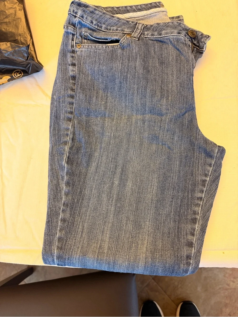 👖St. John’s Bay Secretly Slender Bootcut Jeans Blue Stretch NWT